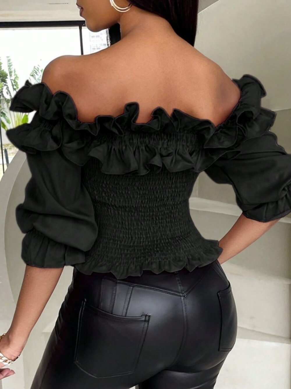 Black Casual Women's Ruffle Decor Off-Shoulder Cropped Top - Picture 2 of 6